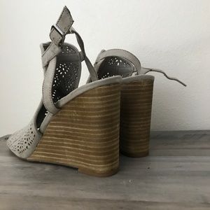 Carlos Santana Shoes - Carlos Santana Suede Wedges New Size 10 Carlos Santana Shoes - Carlos Santana Suede Wedges New Size 10